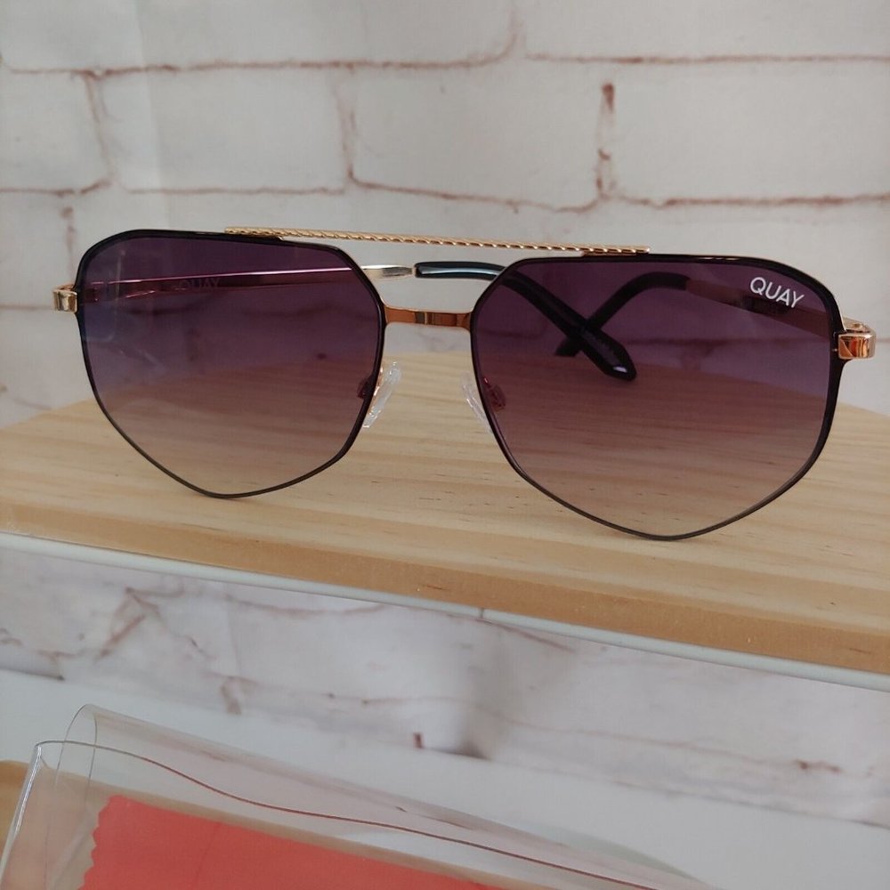 Quay Australia Know Your Angles Sunglasses Sunnies Black Gold Smoke New - Picture 4 of 6